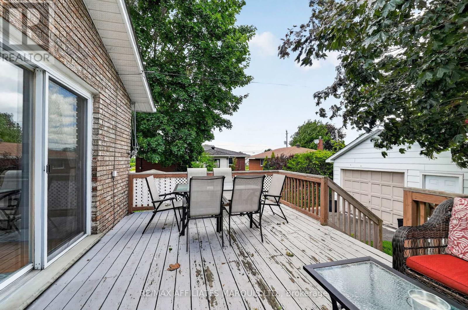 824 ALICE STREET - 36