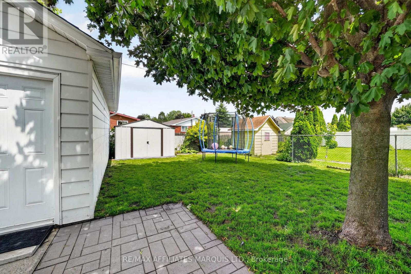 824 ALICE STREET - 37
