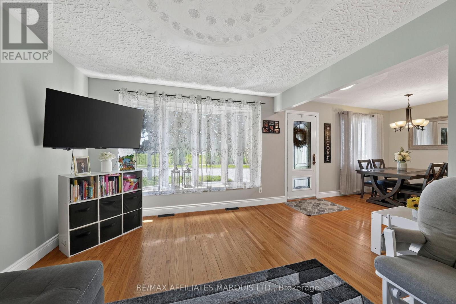 824 ALICE STREET - 7