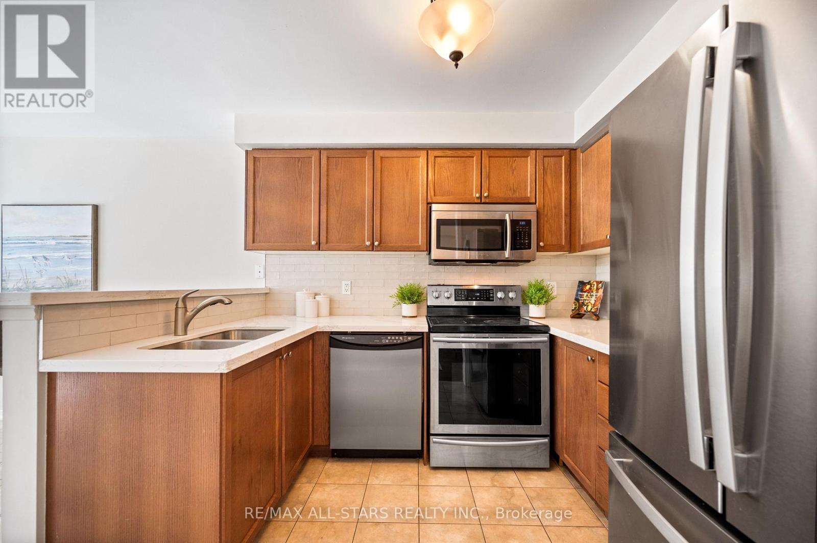 195 RICHARD UNDERHILL AVENUE - 15