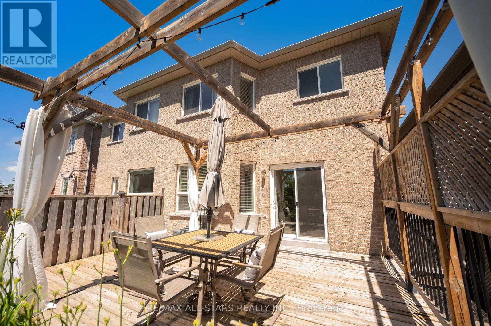 195 RICHARD UNDERHILL AVENUE - 36