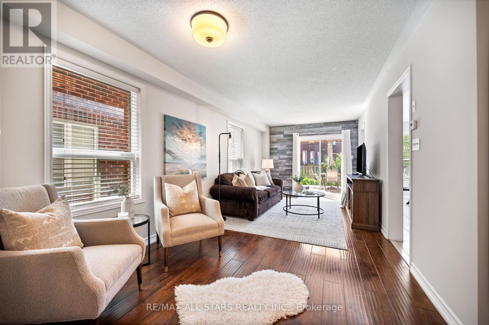 195 RICHARD UNDERHILL AVENUE - 8