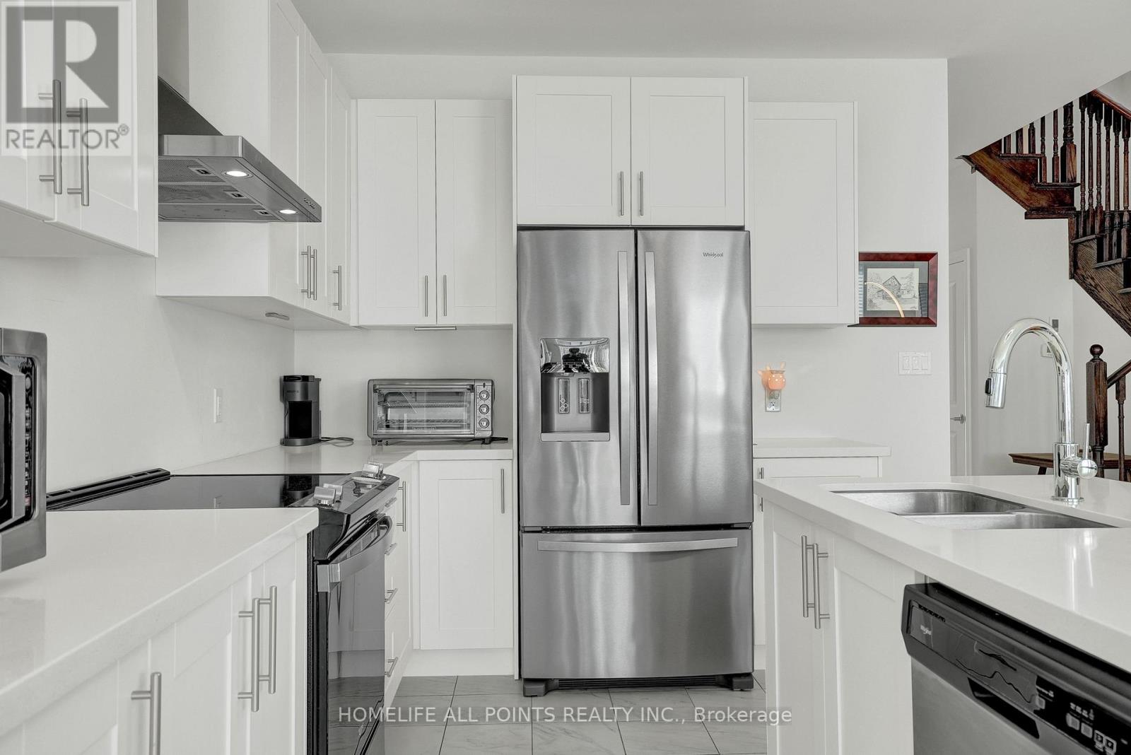 17 SWEET CICELY STREET - 12