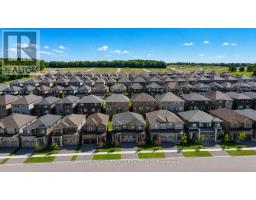 17 Sweet Cicely Street, Springwater, ON L9X2C7 Photo 47
