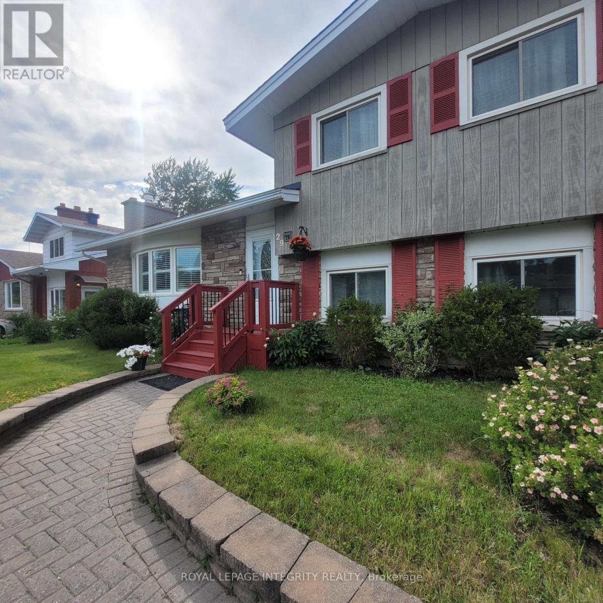 29 PRITCHARD DRIVE - 2