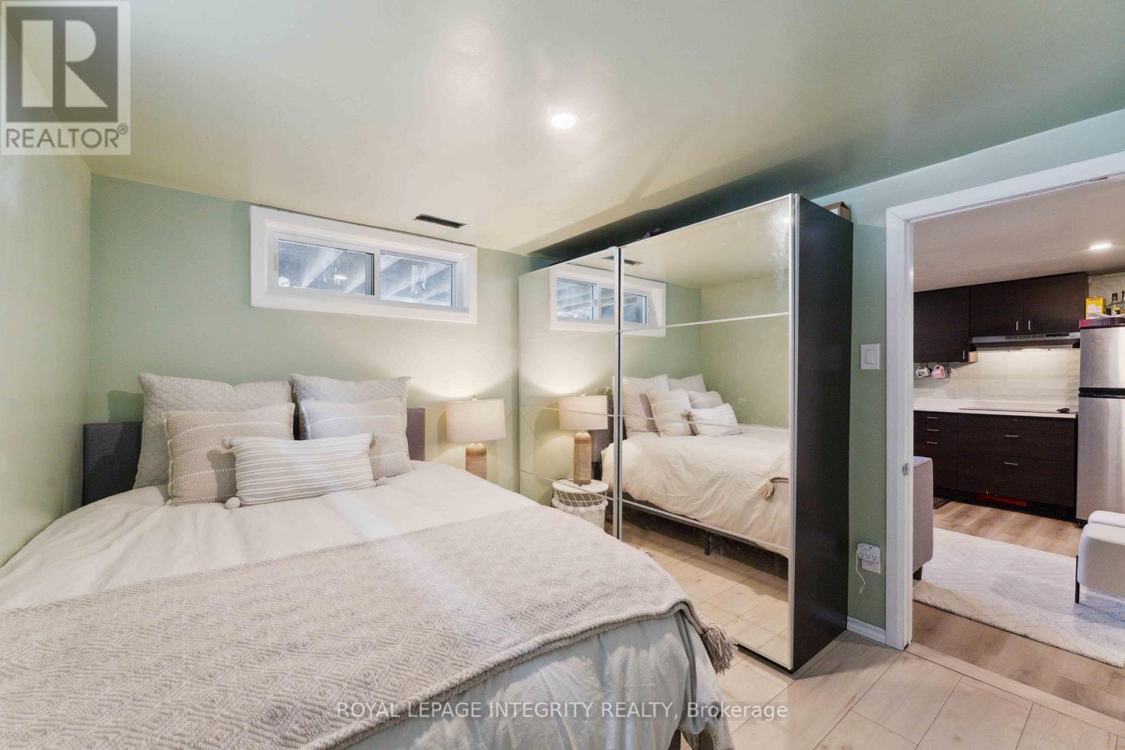 29 PRITCHARD DRIVE - 25