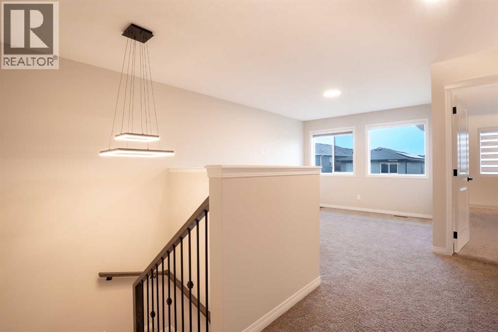 56 Corner Glen Green NE - 15