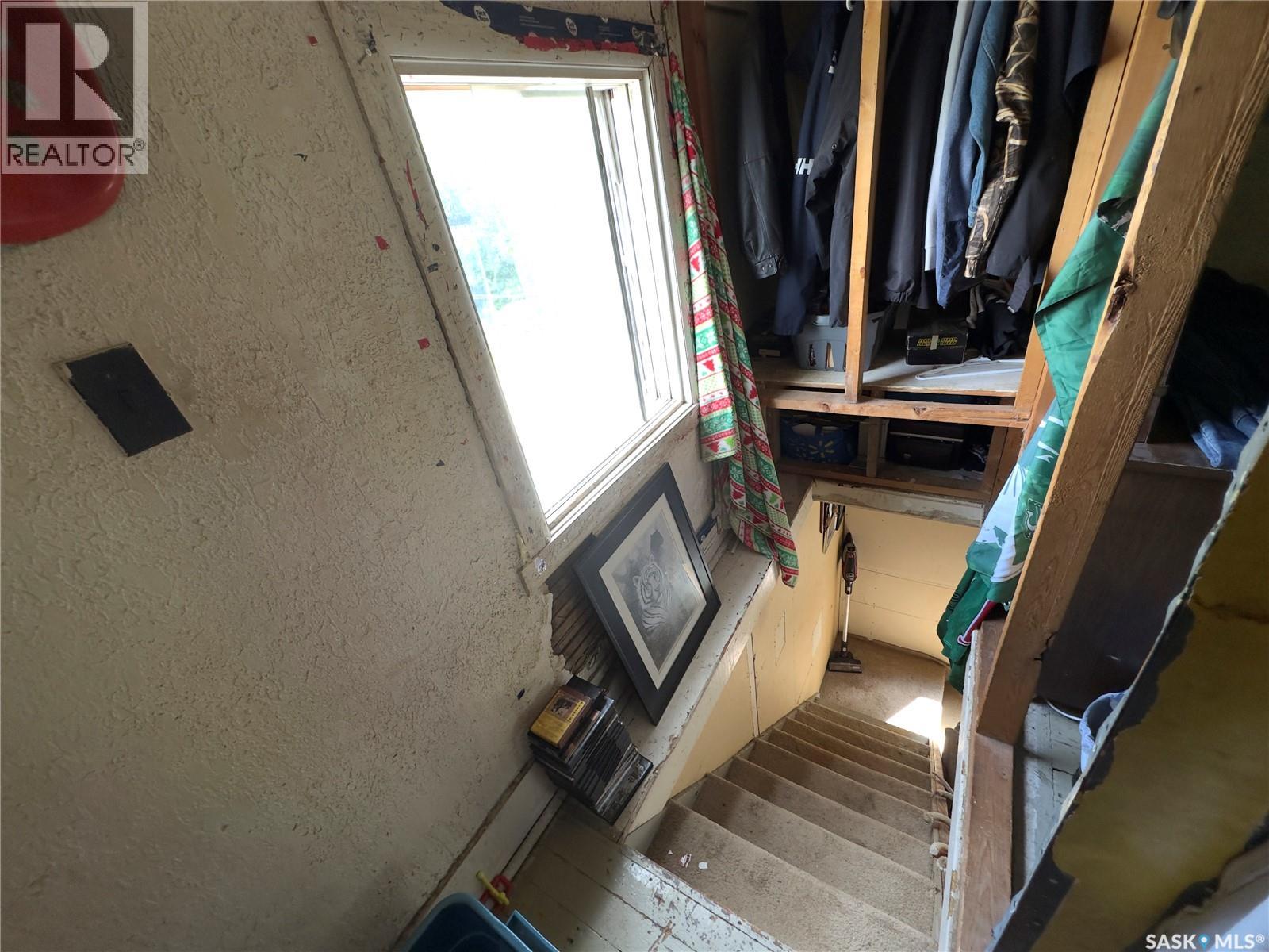 1010 Athabasca STREET E - 16