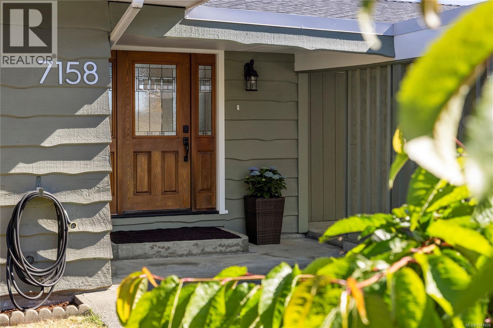 7158 Dickinson Rd - Image 4