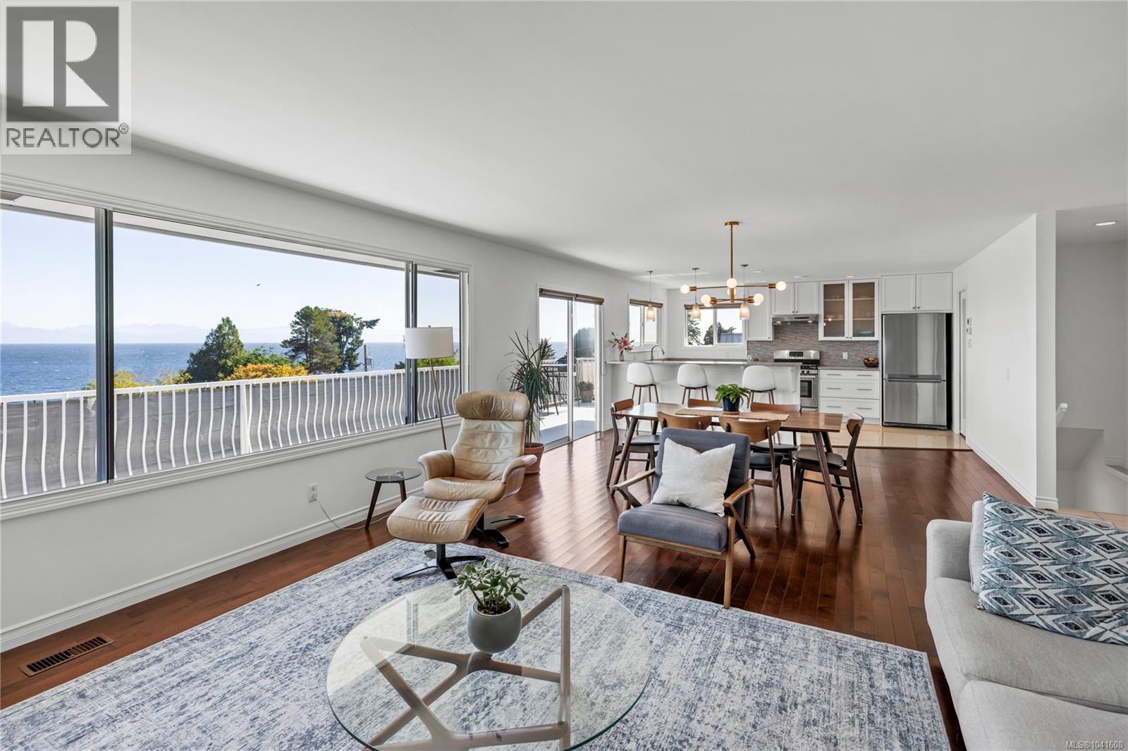 7158 Dickinson Rd - Image 9