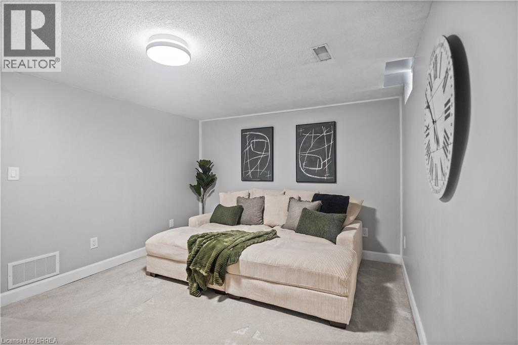 #F 149 BRANTWOOD PARK Road - 29