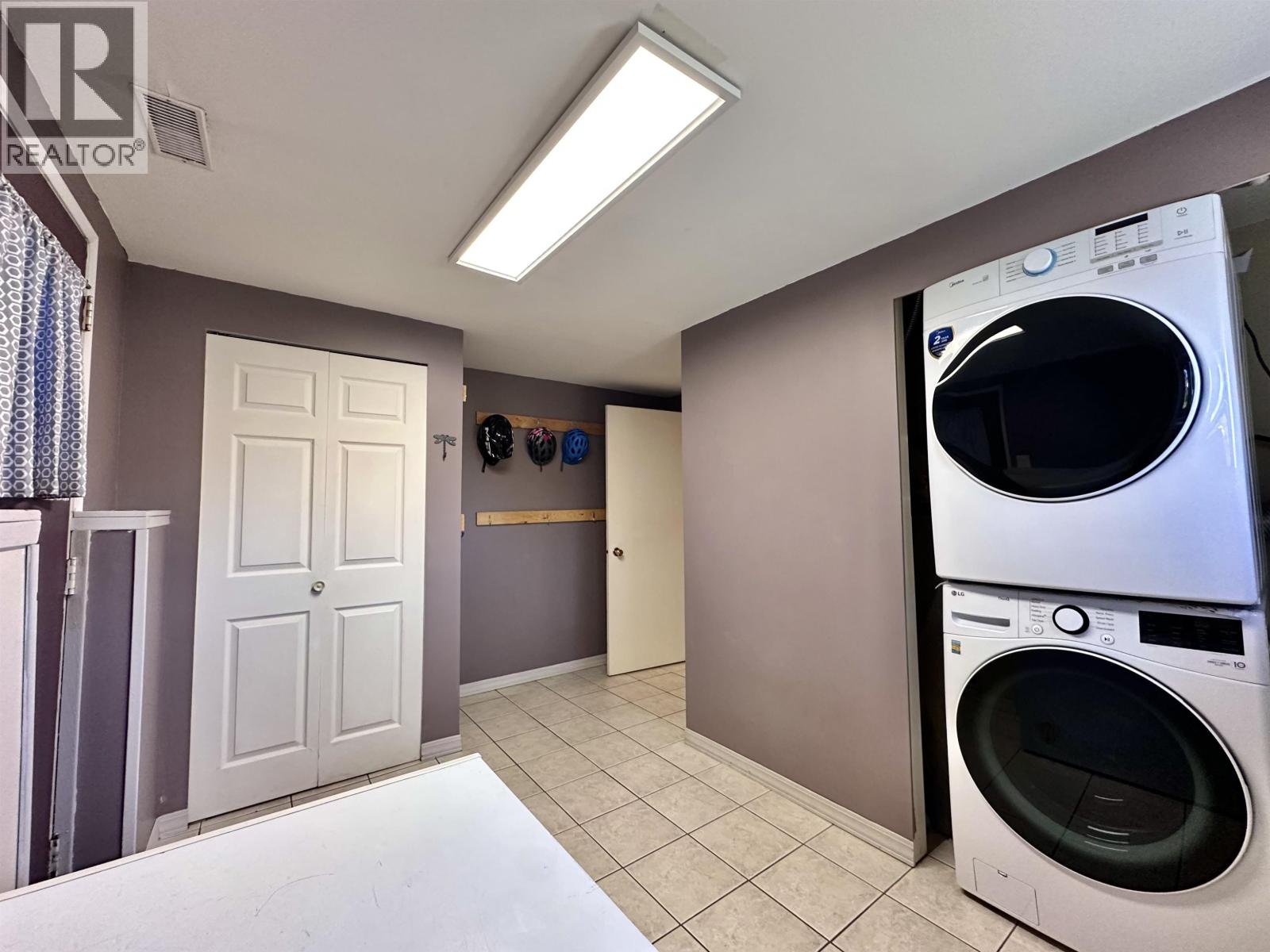 1339 7TH AVENUE - 19
