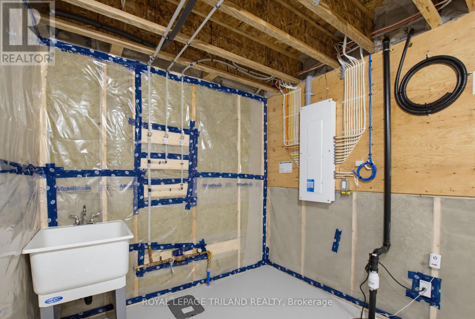 146 STYLES DRIVE Property Photo