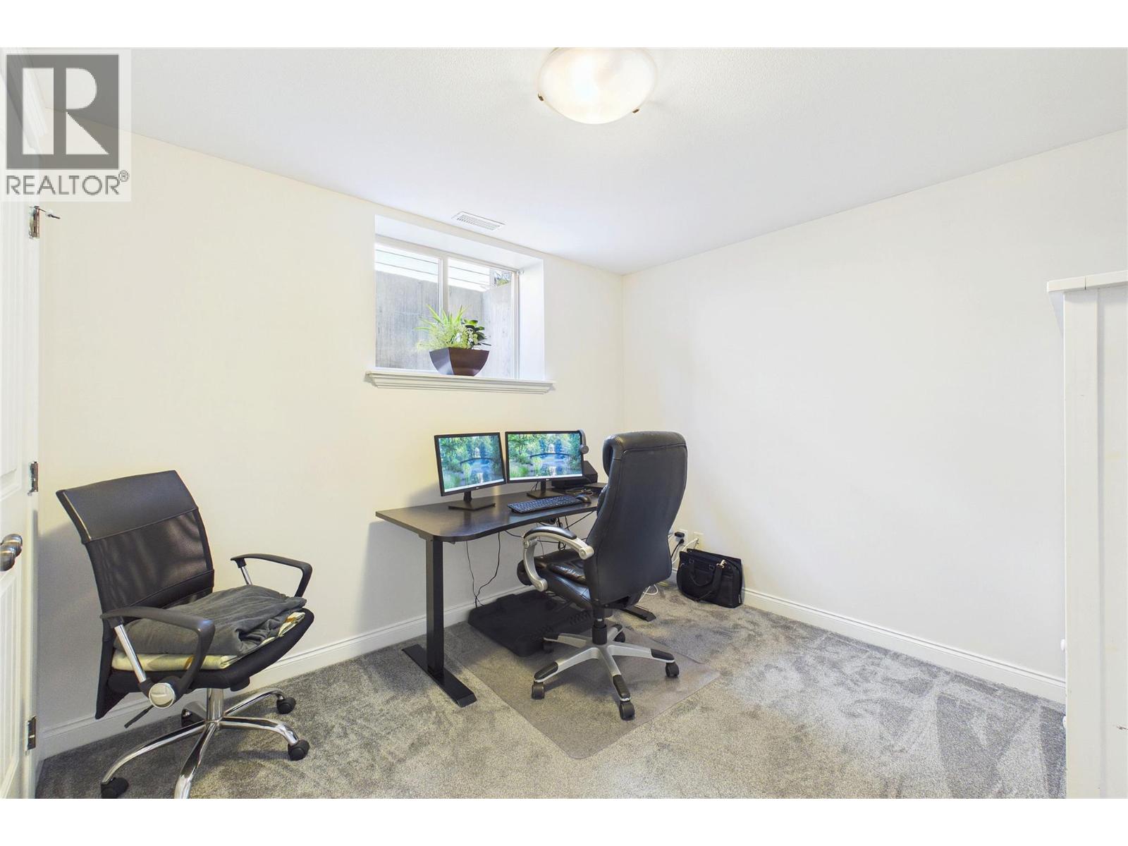 307 McCarren Avenue - 34