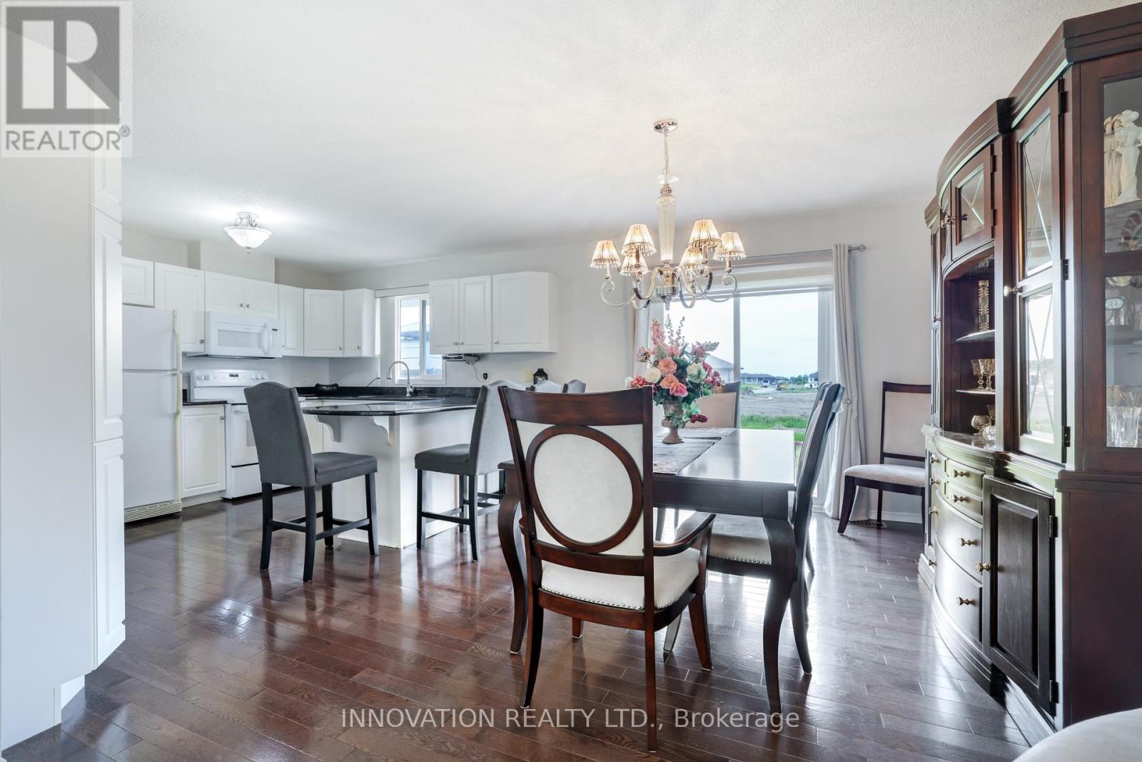 14 RILEY CRESCENT - 10