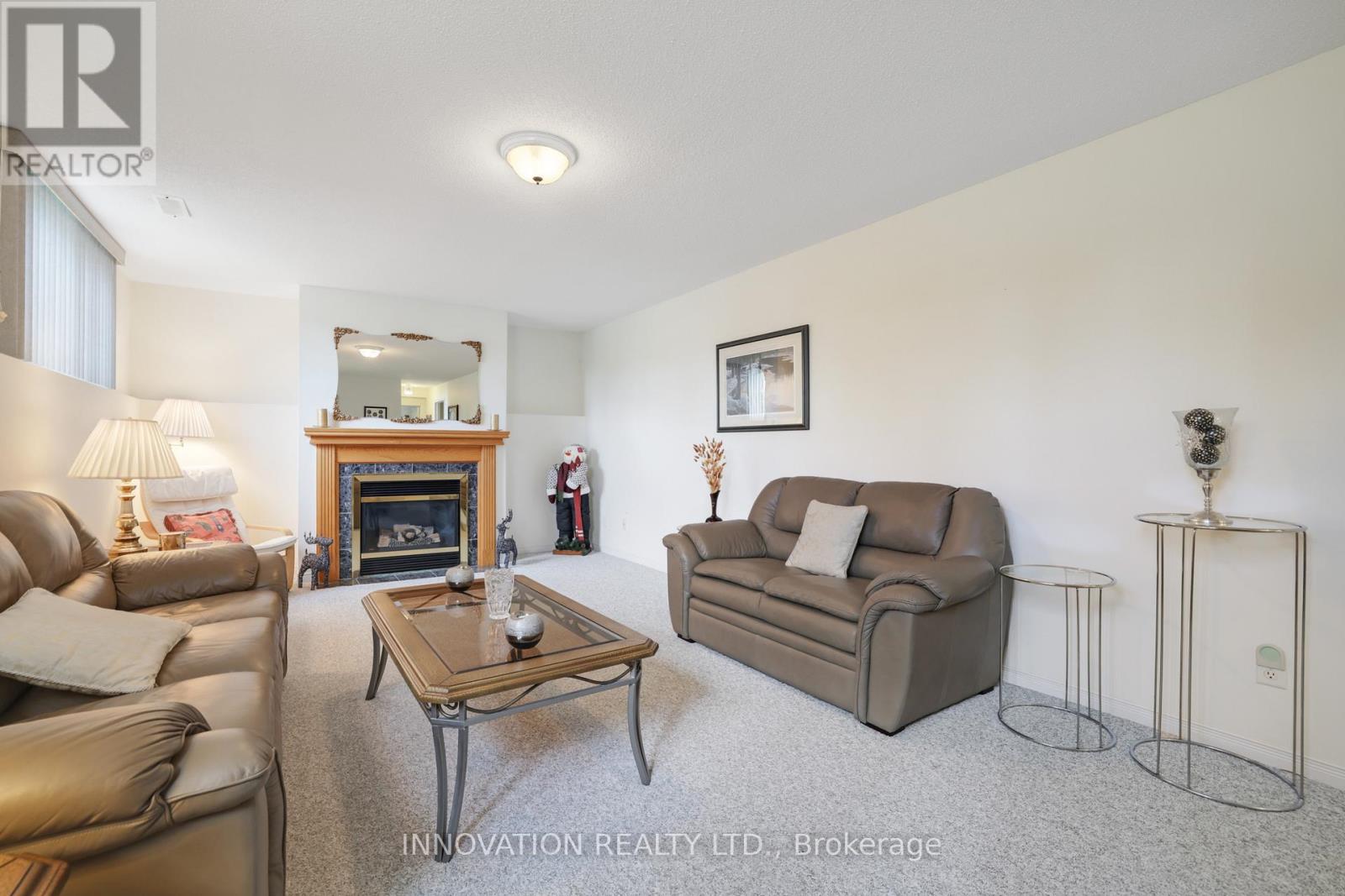 14 RILEY CRESCENT - 28