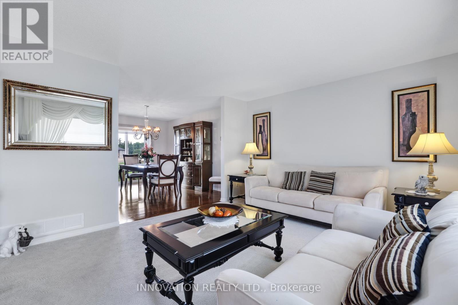 14 RILEY CRESCENT - 7
