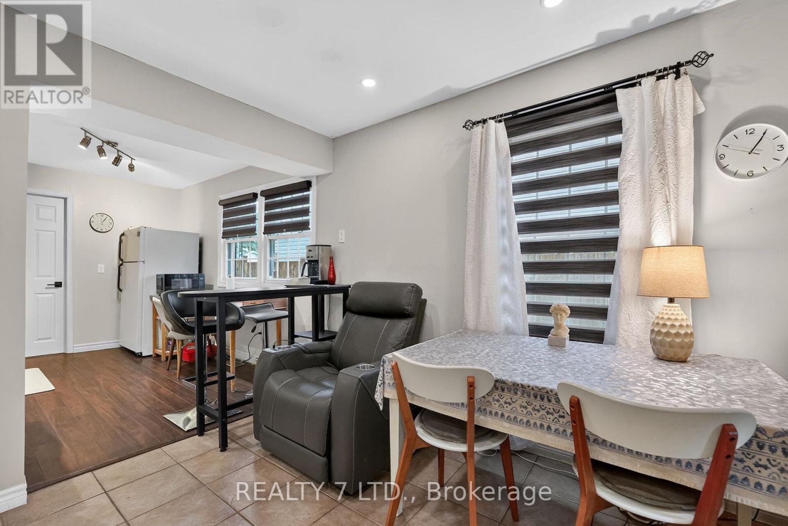 29 LLOYD STREET - Image 10