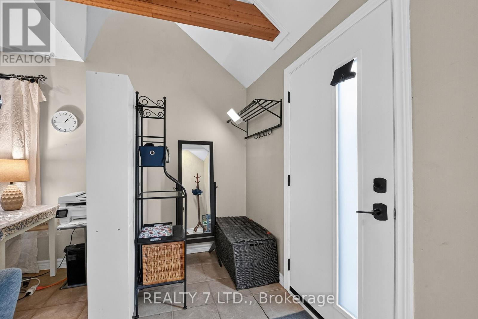 29 LLOYD STREET - Image 6