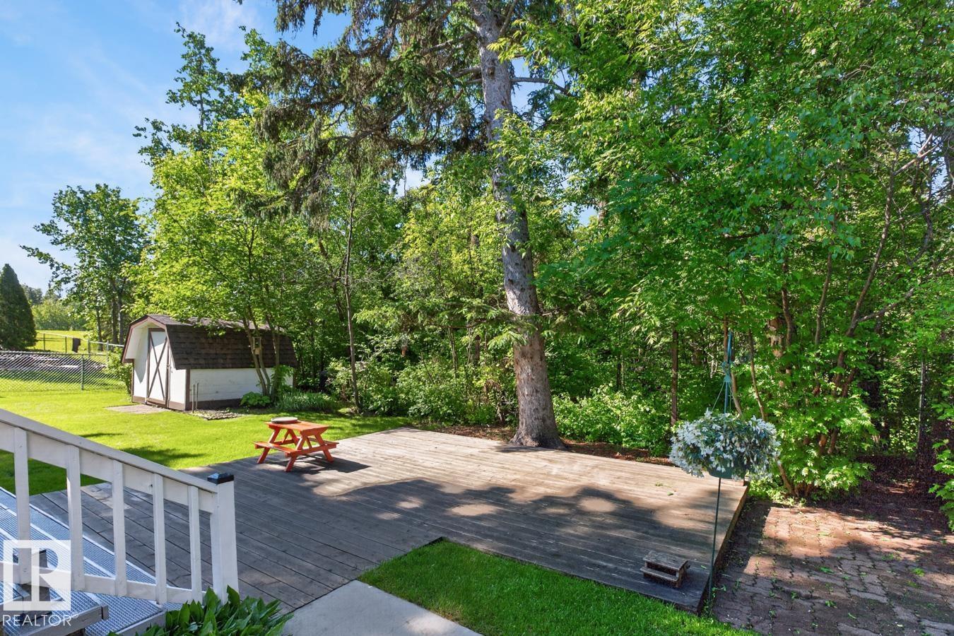 64 MARLBORO DR - 36