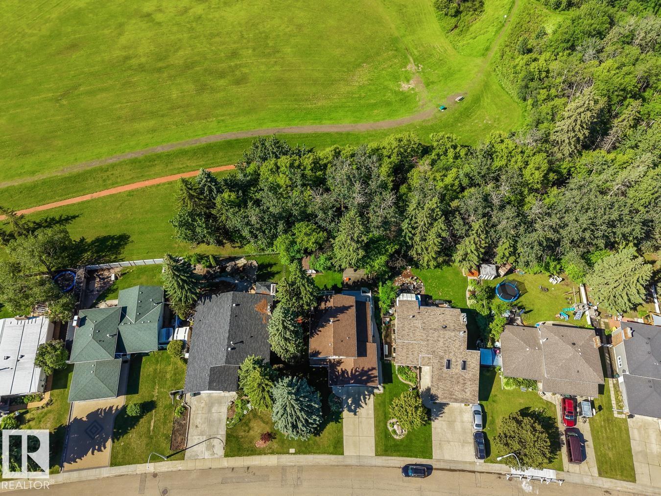 64 MARLBORO DR - 44