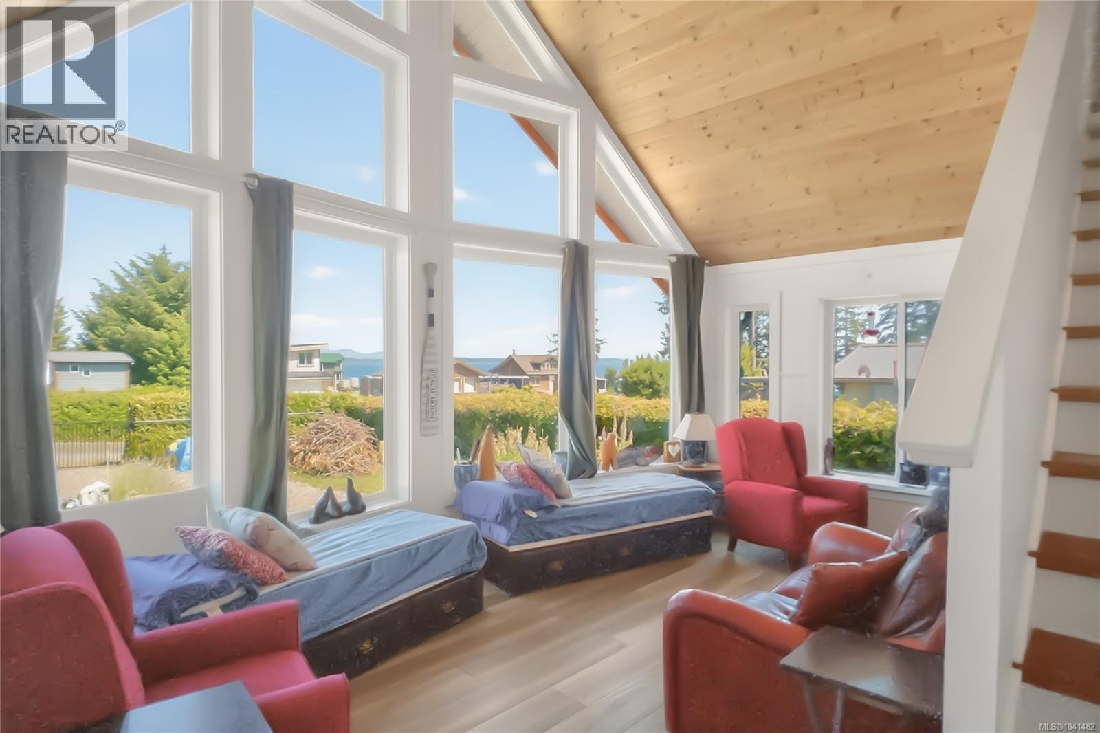 1049 Sixth Ave, Ucluelet