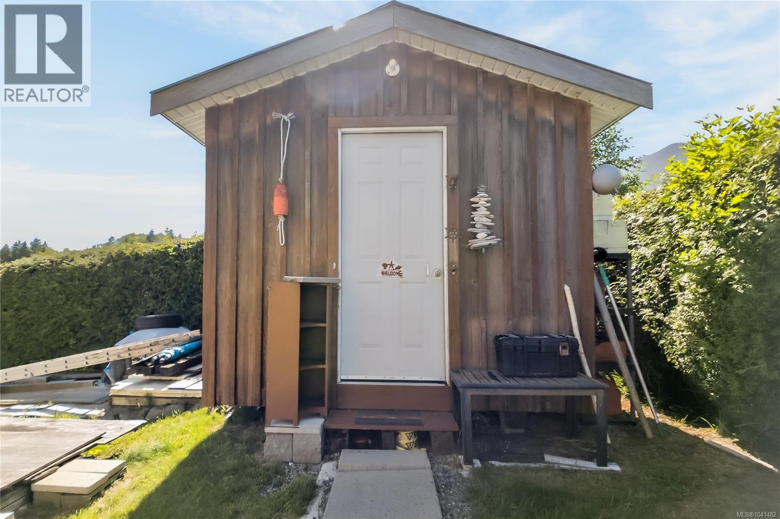 1049 Sixth Ave, Ucluelet