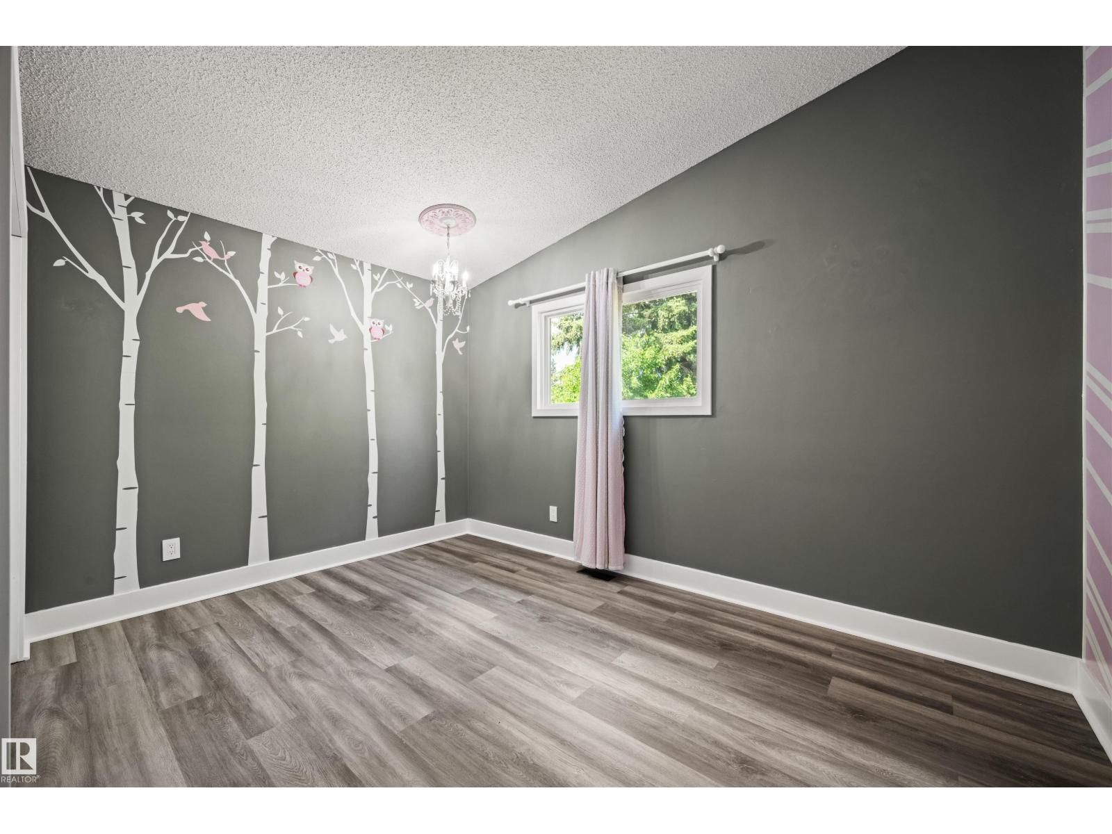 28 GOODRIDGE DR - 22