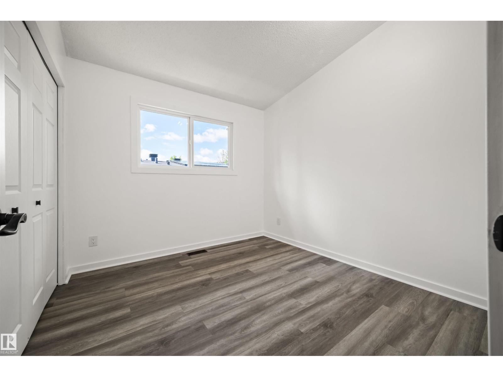 28 GOODRIDGE DR - 23