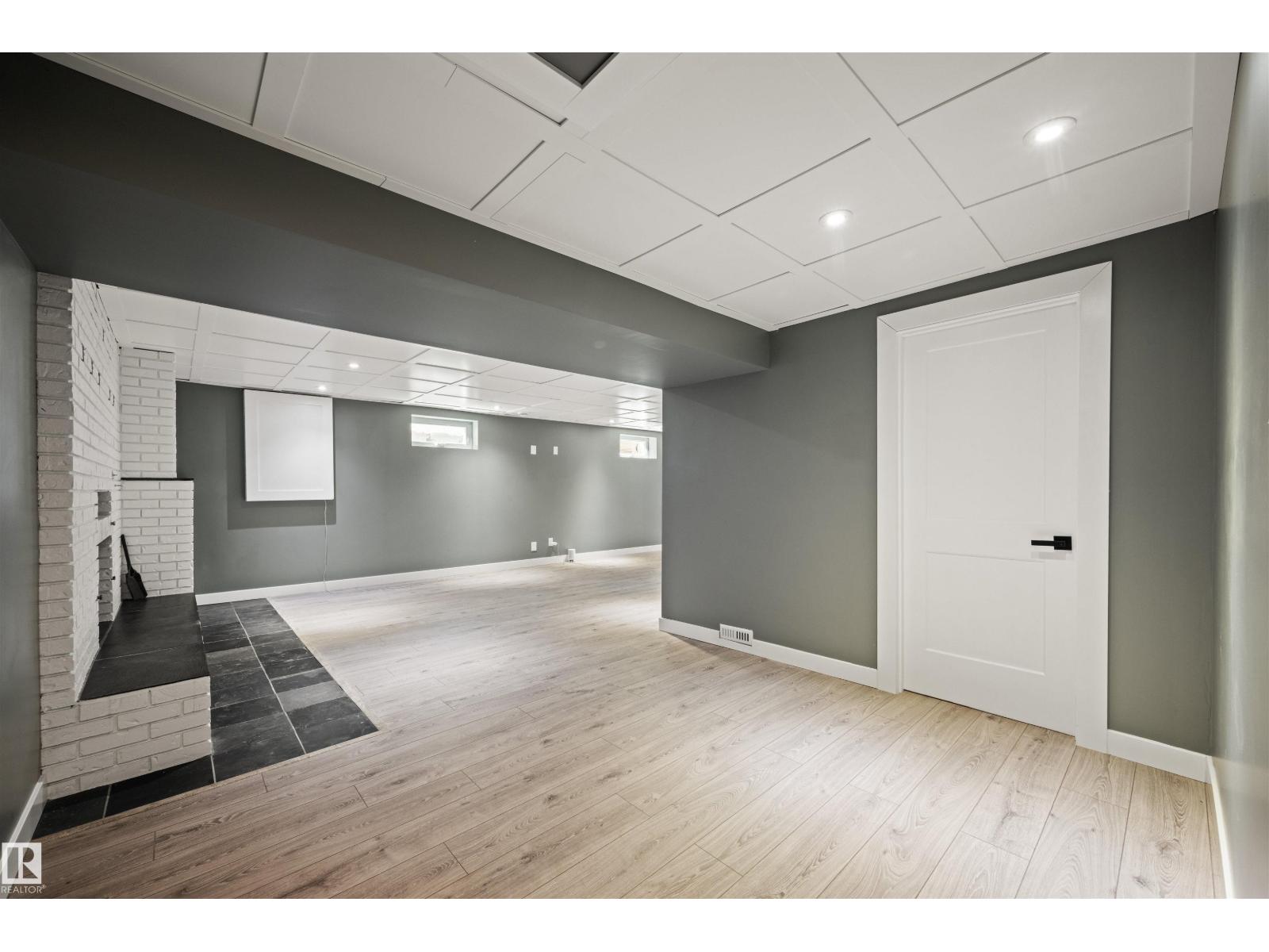 28 GOODRIDGE DR - 26