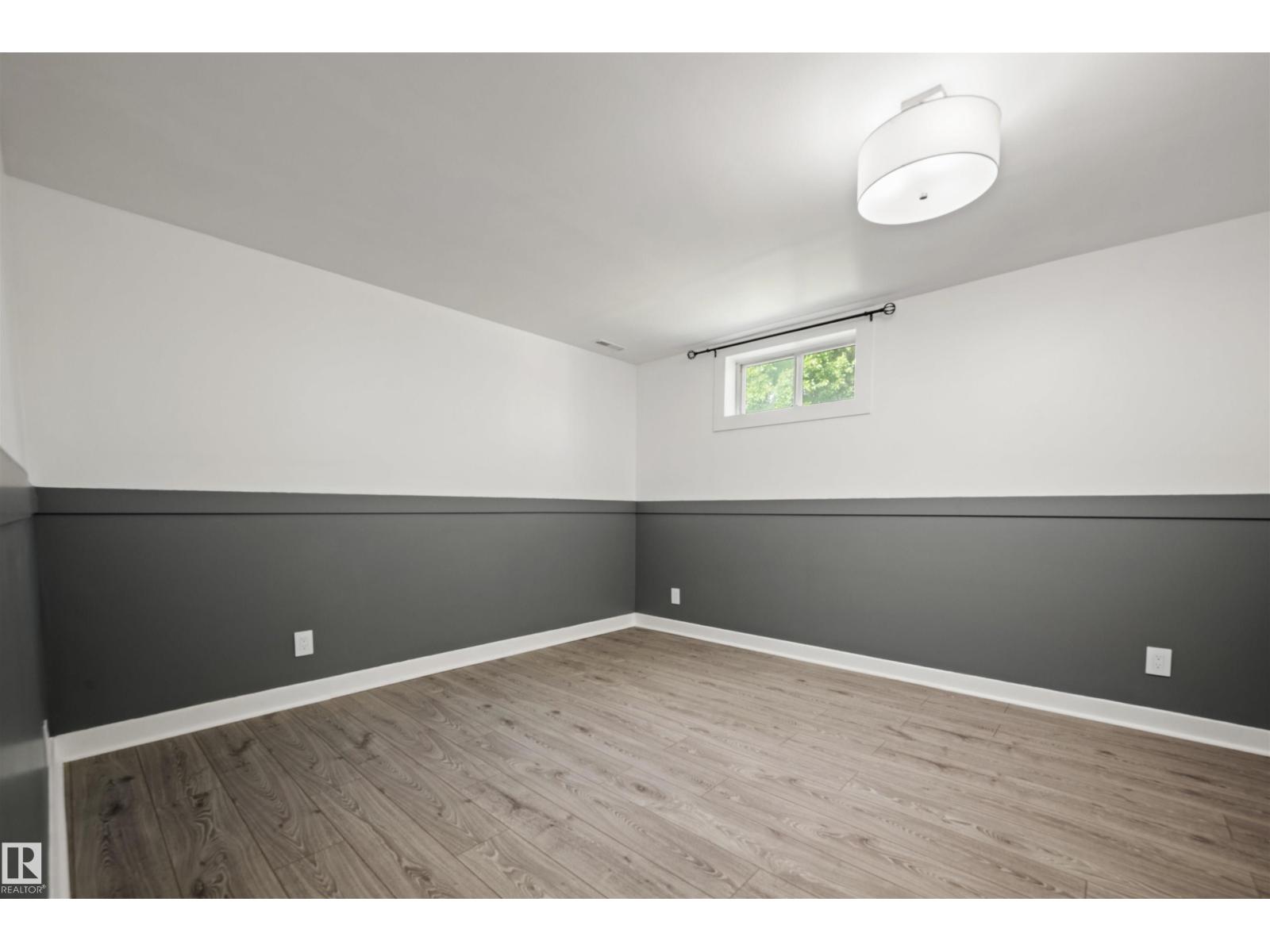 28 GOODRIDGE DR - 32