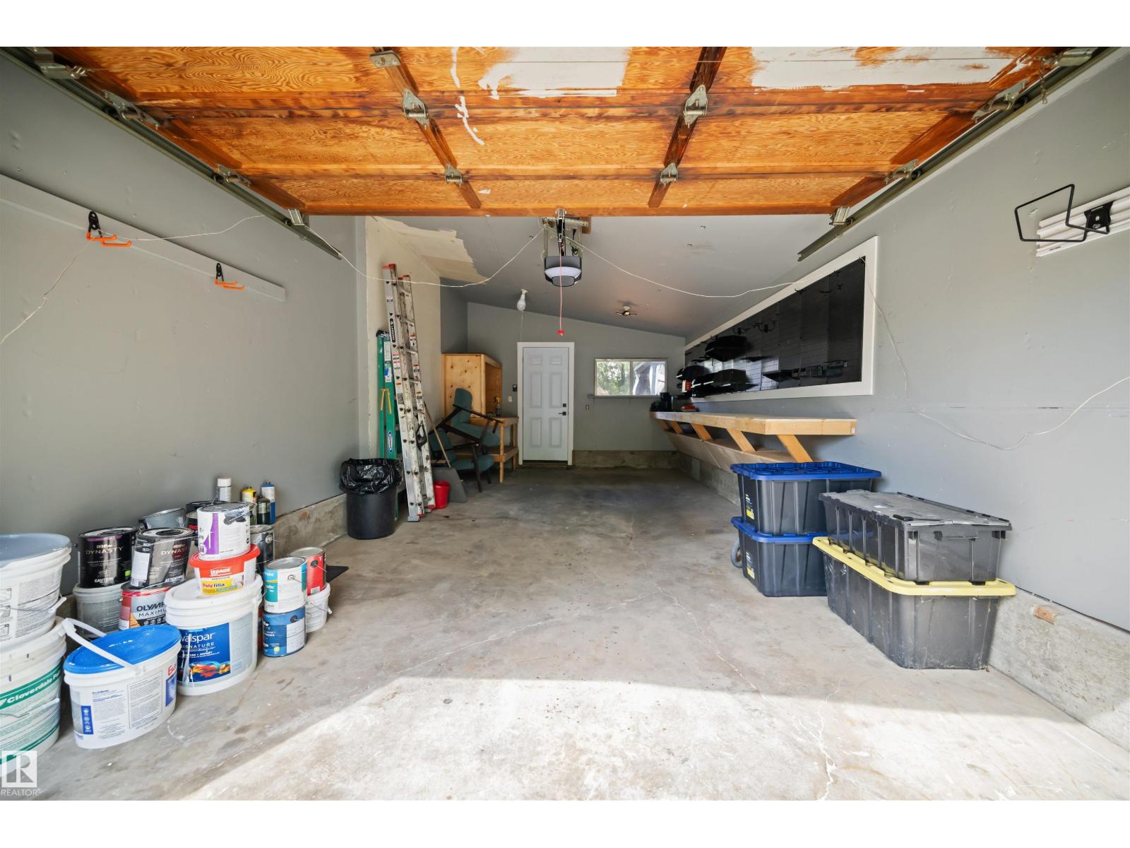 28 GOODRIDGE DR - 42