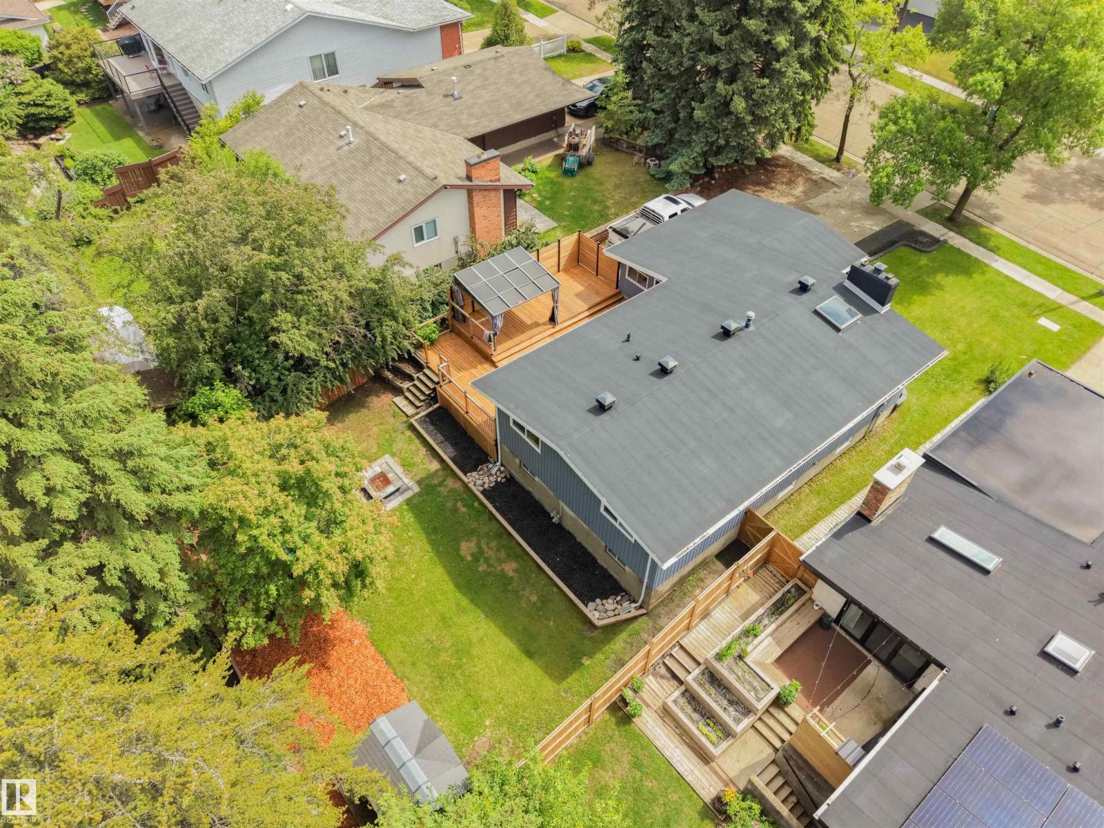 28 GOODRIDGE DR - 46