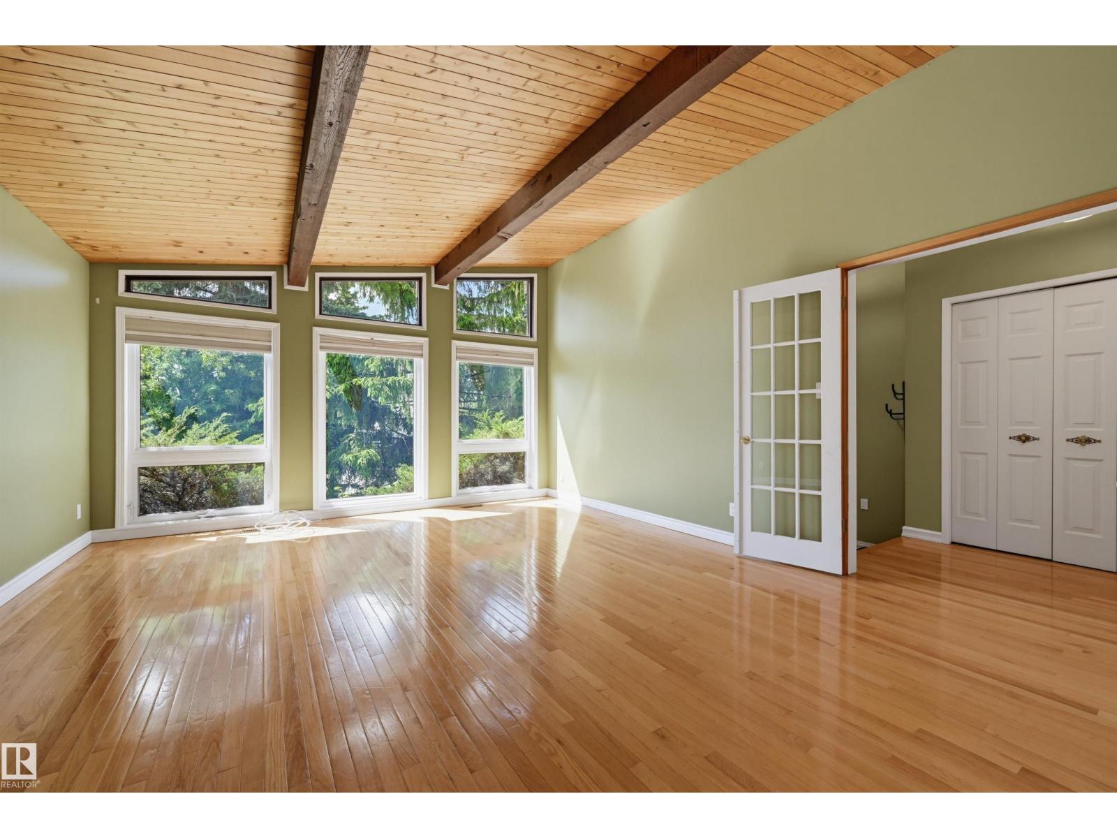 3211 104 ST NW - photo 2