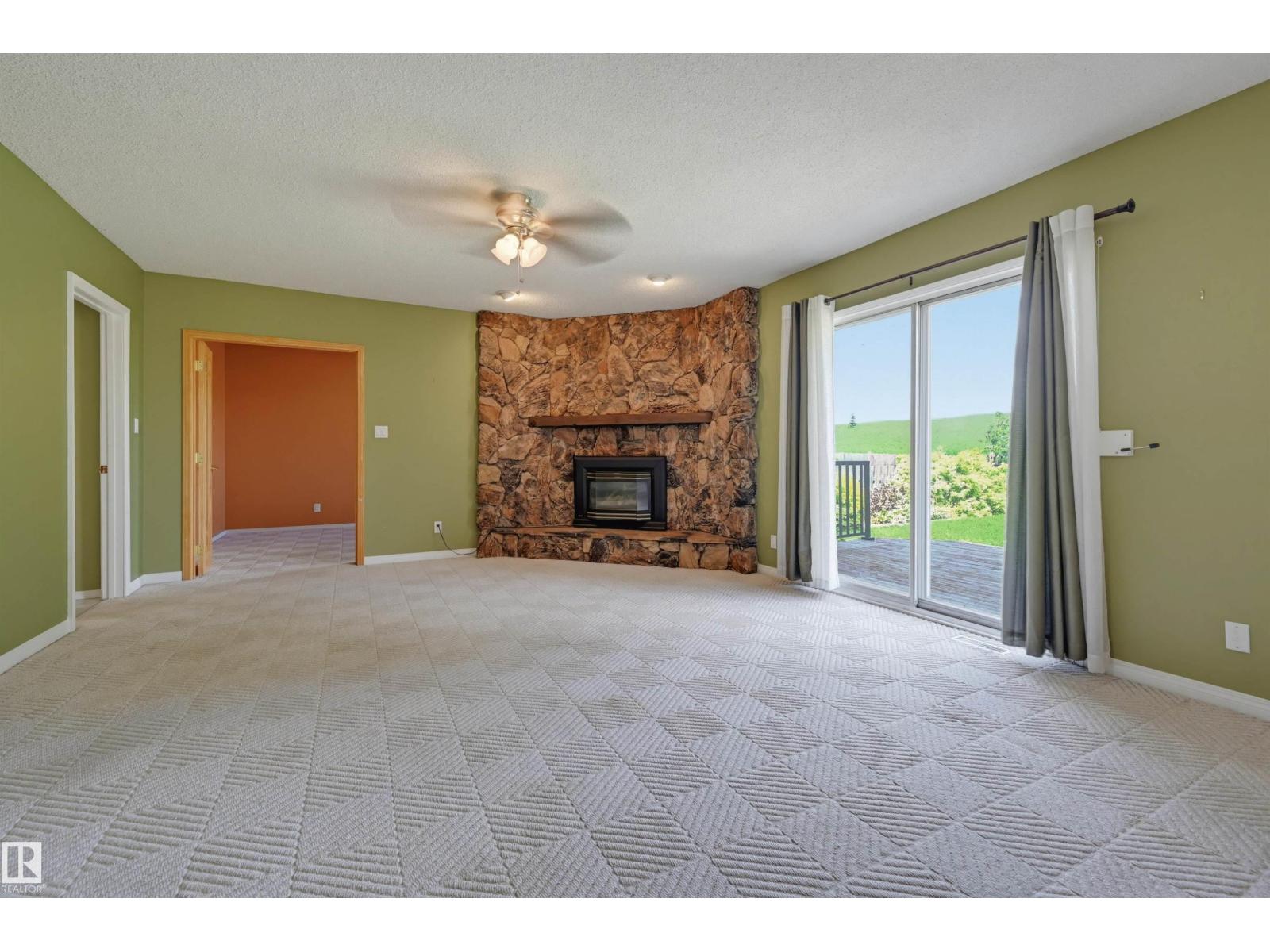 3211 104 ST NW - photo 4