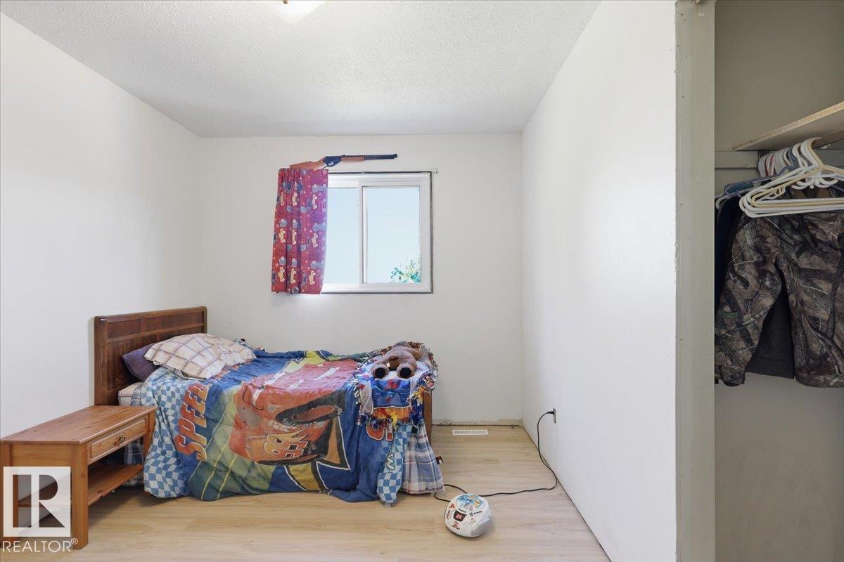 50279 RGE RD 274 — photo 16