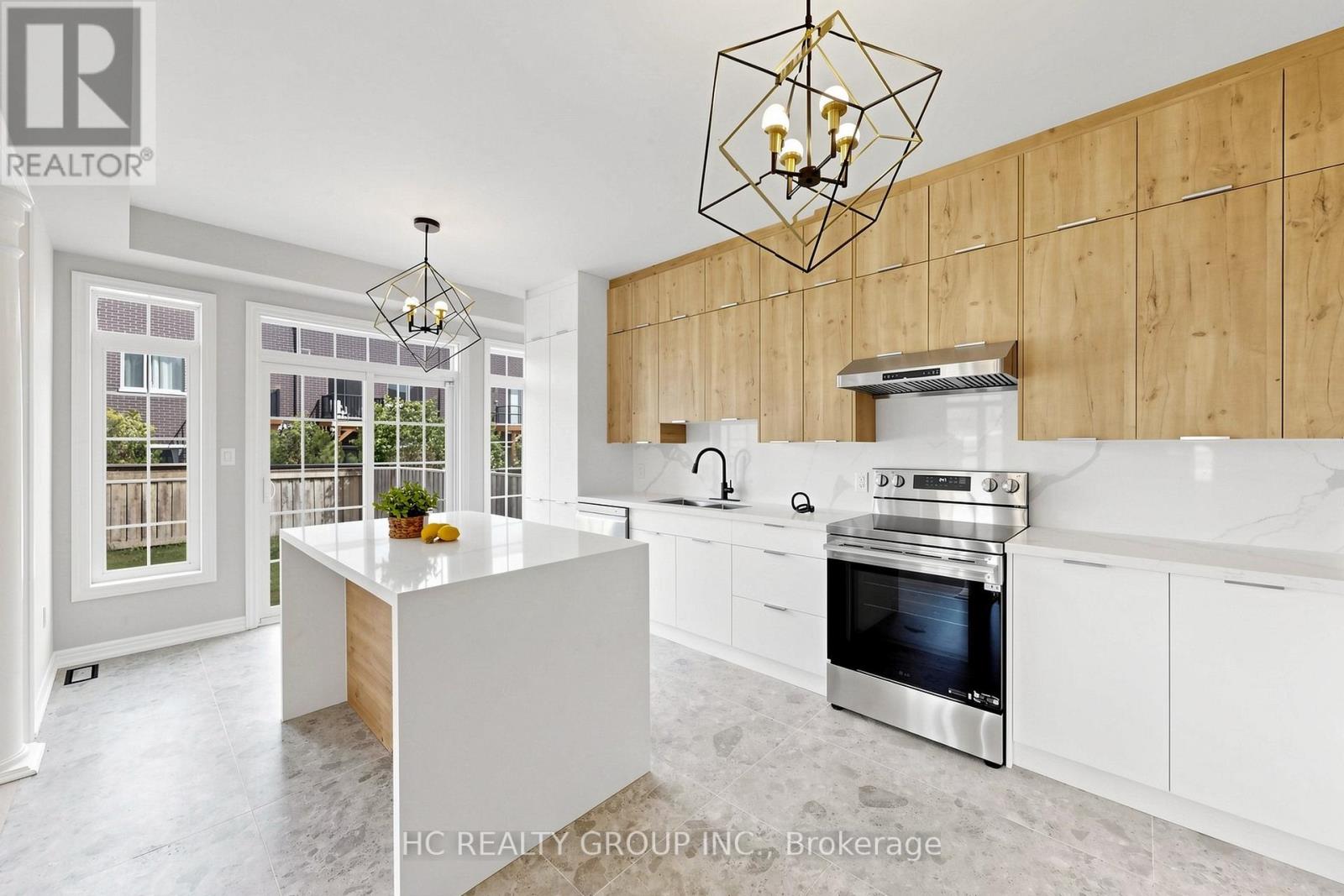 2 APPLE GROVE COURT - 16