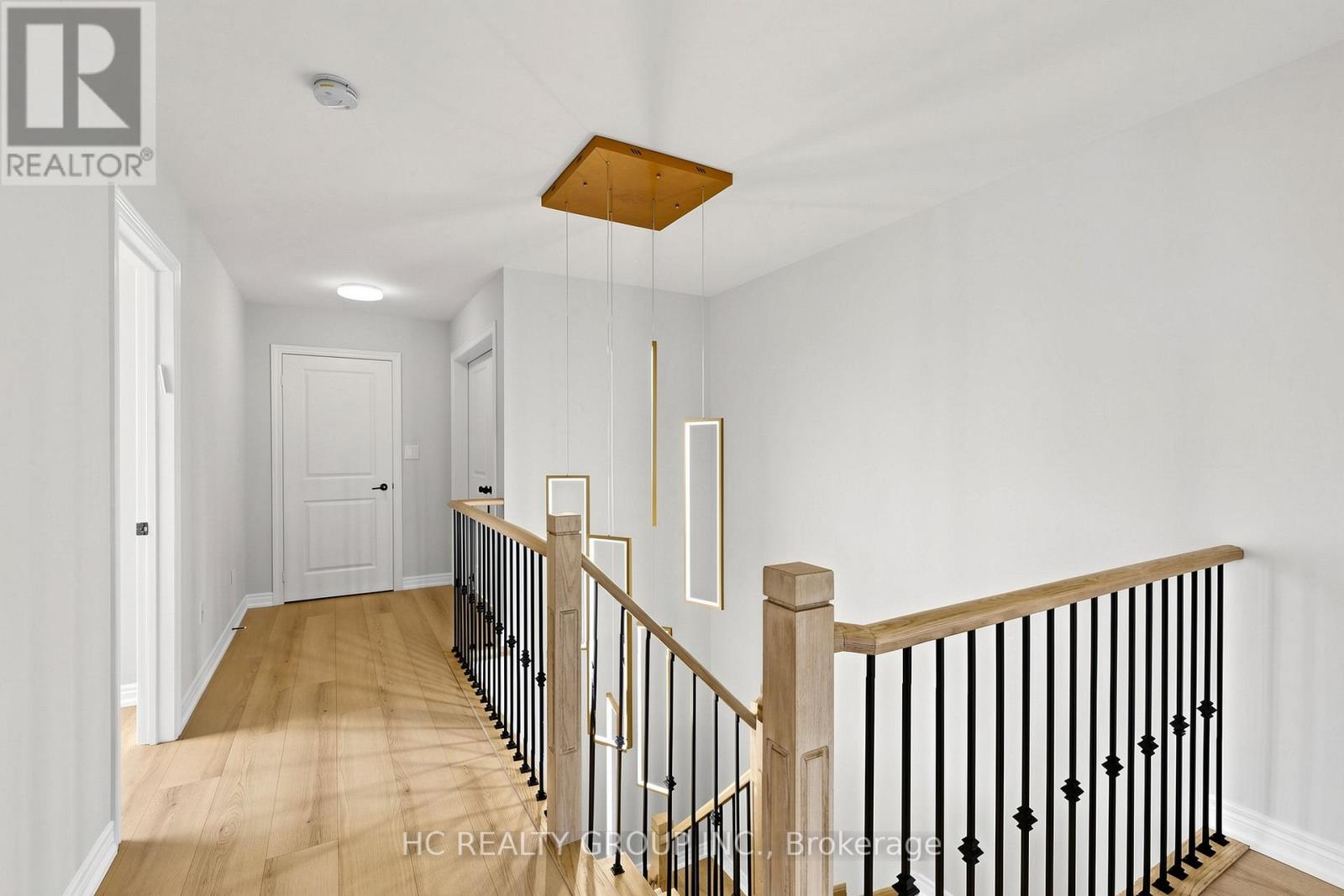 2 APPLE GROVE COURT - 23