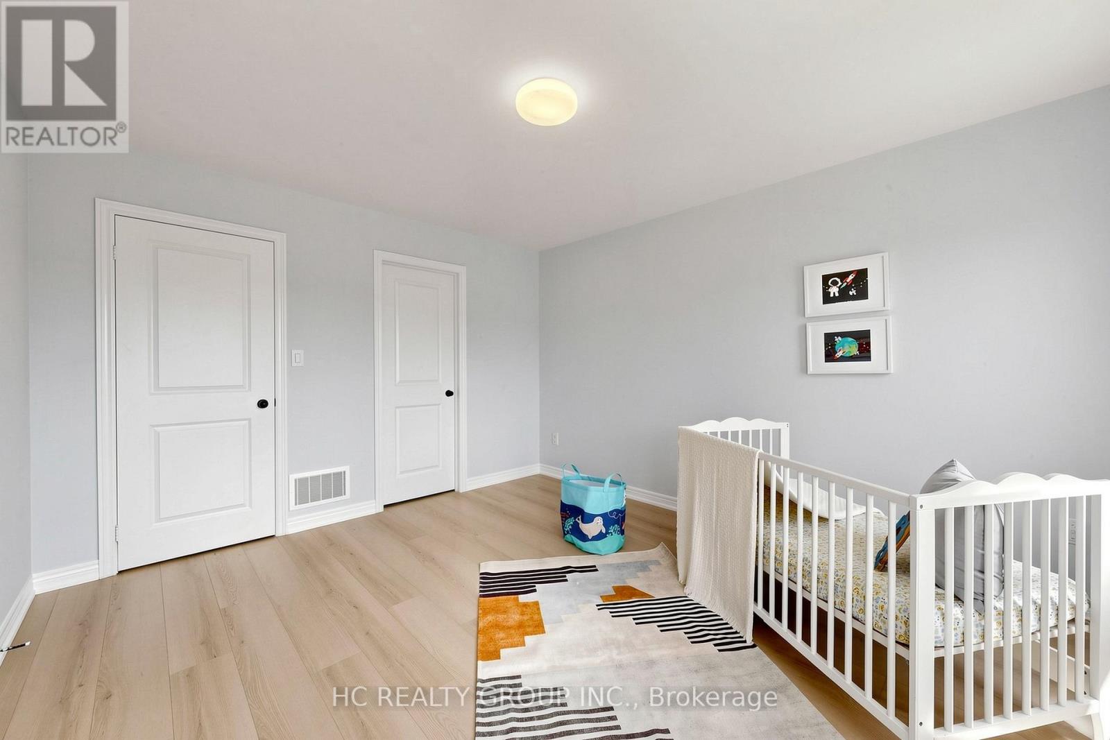 2 APPLE GROVE COURT - 38
