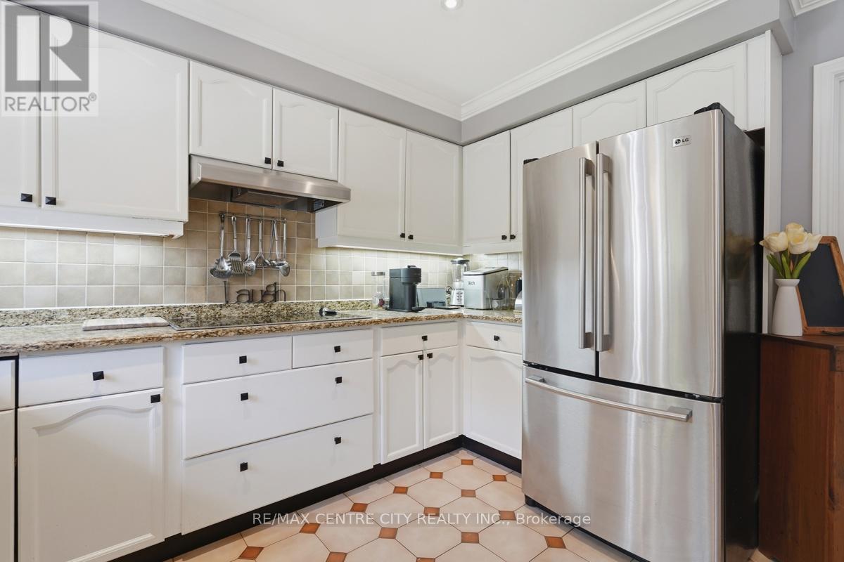 264 BLUE FOREST PLACE - 11
