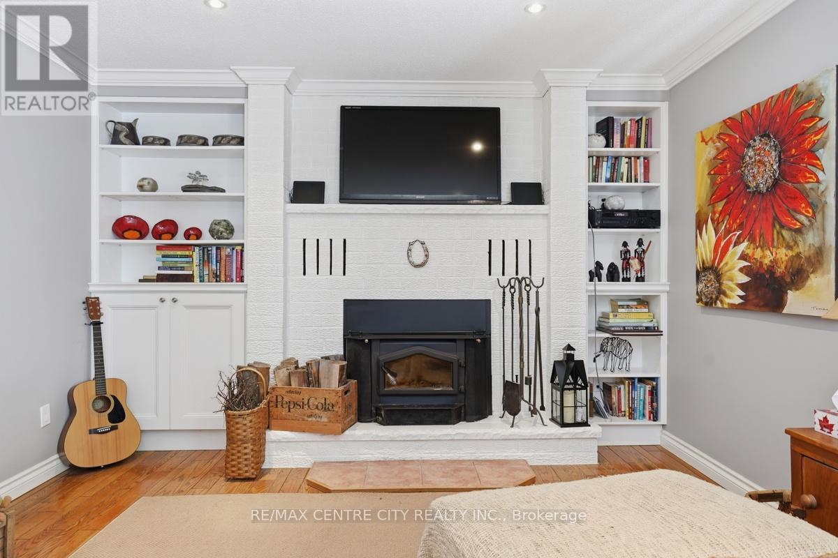 264 BLUE FOREST PLACE - 15