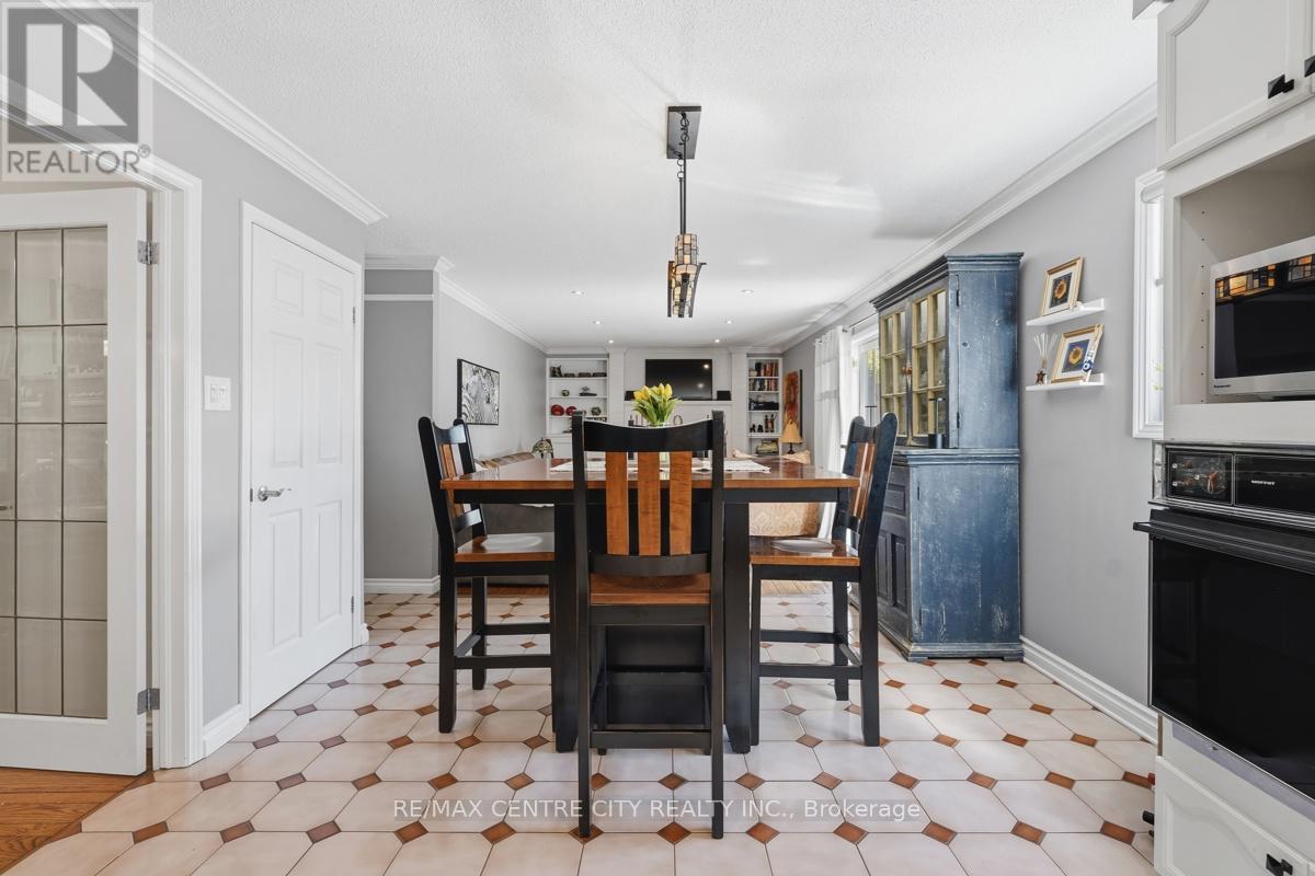 264 BLUE FOREST PLACE - 12