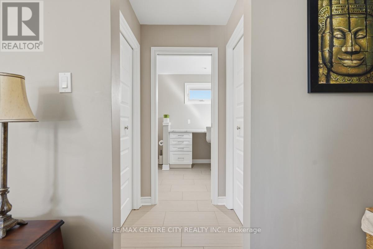 264 BLUE FOREST PLACE - 23