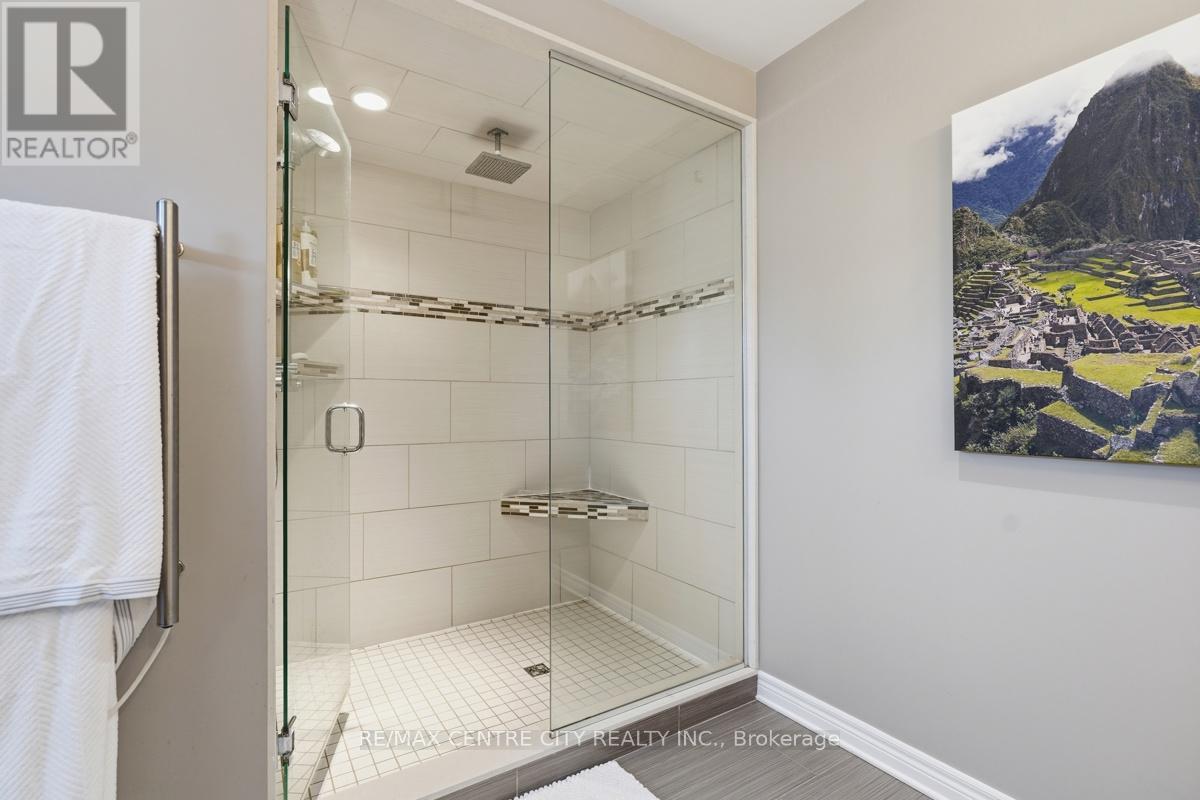 264 BLUE FOREST PLACE - 26