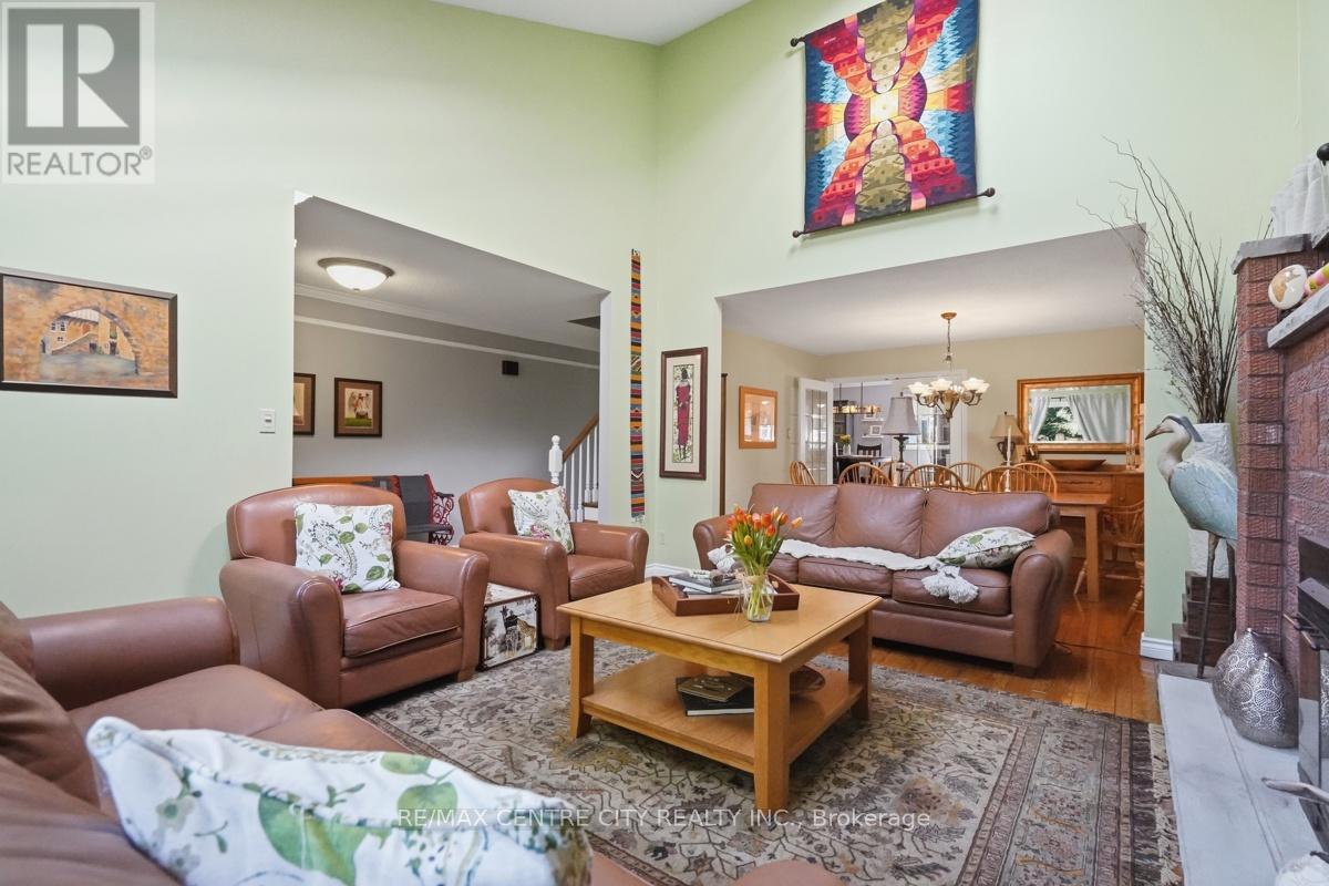 264 BLUE FOREST PLACE - 6