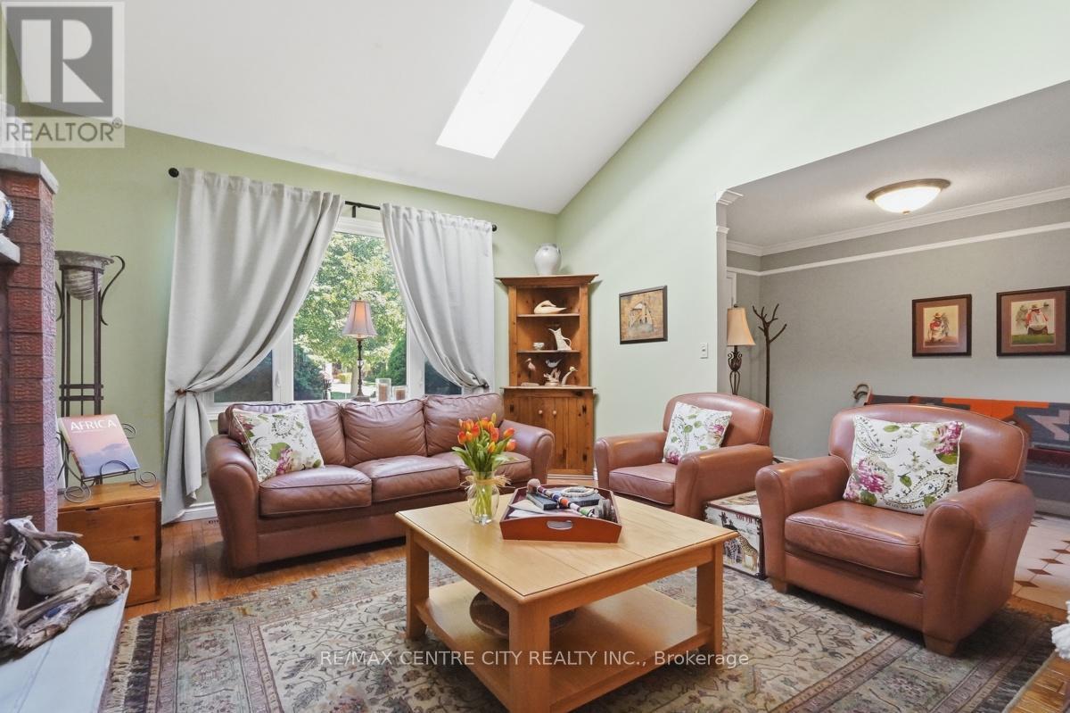 264 BLUE FOREST PLACE - 7