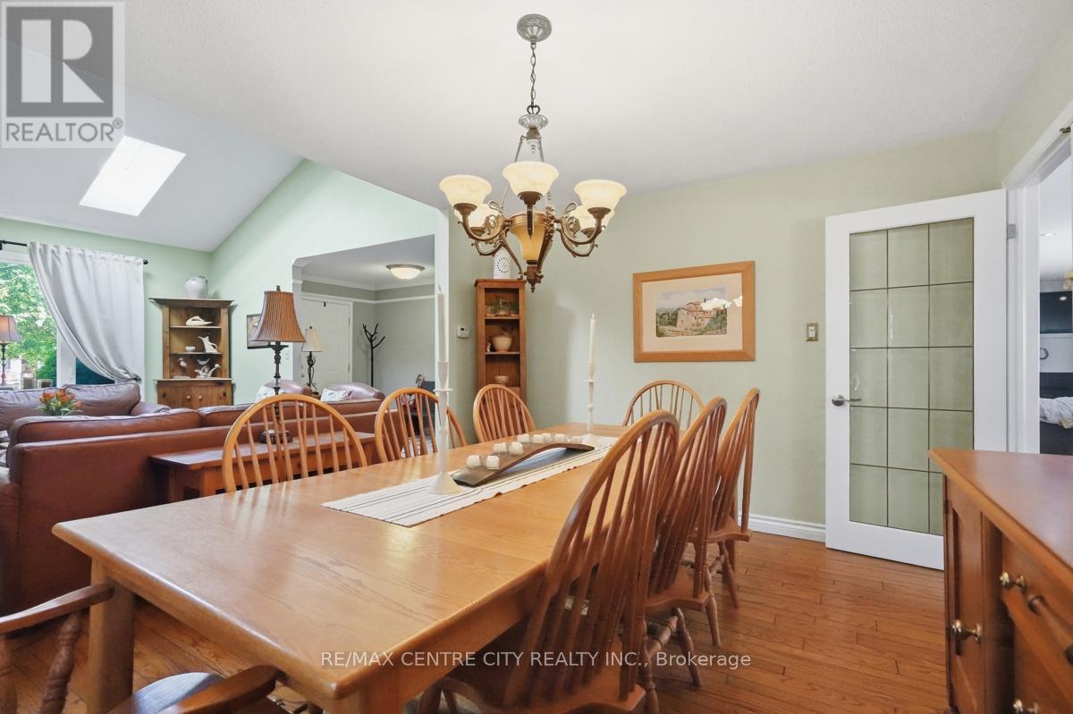 264 BLUE FOREST PLACE - 9