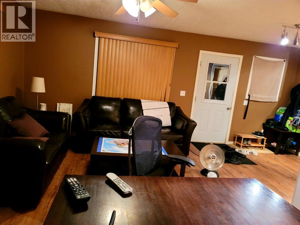 124 Singer Drive - 9