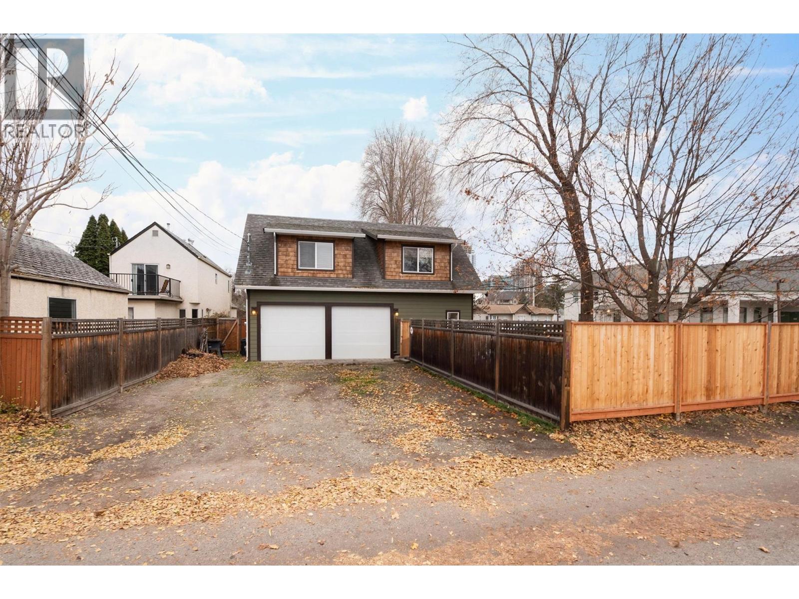  730 Fuller Avenue, Kelowna