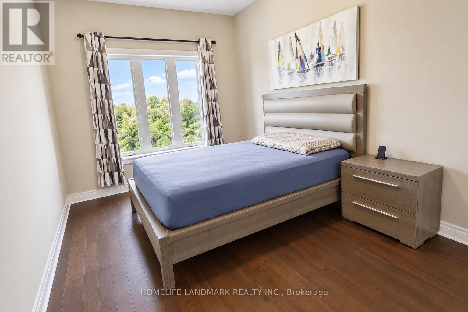 283 MACALISTER BOULEVARD - 23
